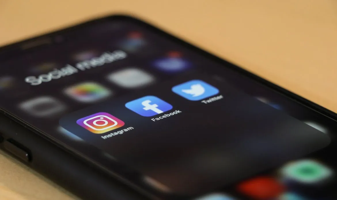Redes Sociales Marina Digital